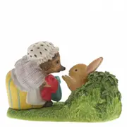 Beatrix Potter Peter Rabbit Mrs Tiggy Winkle Miniature Figurine A29863
