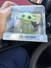 Solar Powered Dancing Bobble Head - Star Wars Mandalorian - (Box A)
