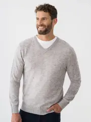 Elliotts Wool Blend Vee Neck Knited Pullover Grey