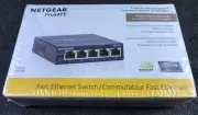 NETGEAR ProSafe Gigabit FS105 5-Ports 10/100 Desktop Ethernet Switch