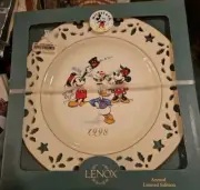 Lenox Mickey Mouse 1998 Christmas Snowman Plate 1998 10.75" New In Box