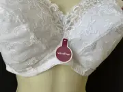 NWT Playtex Secrets Soft Cup Wire Free Bra 4023 White 36D
