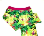 Under Armour Heat Gear woman's Capri Pants Green Floral Youth XL 1242957-400