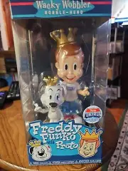Funko Wacky Wobbler: Freddy Funko - Freddy Funko with Proto - Funko Web (FW)...