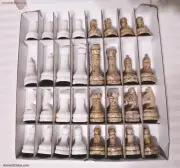 SEMI-PRECIOUS GEMSTONE CHESS MEN - SHELL FOSSIL AGATE & ZIARAT MARBLE SET (A144)
