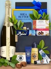 L'Occitane Shea Butter Pamper Hamper