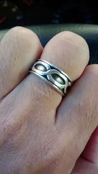 在飛比找Yahoo!奇摩拍賣優惠-925純銀戒指:太極雲手。