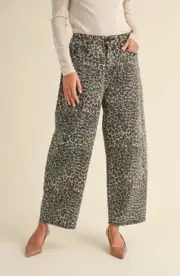 Miou Muse NWT Julia Barrel Leopard Print Denim Pants Size S