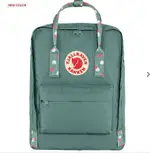 ├登山樂┤瑞典FJALLRAVEN KANKEN 復古後背包 方型書包 # FR23510-664-916霜綠/五彩紙屑