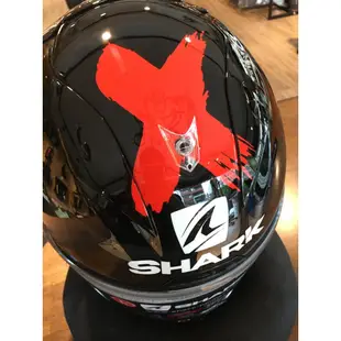SHARK Race-R Pro GP HE8570 KAR 黑灰紅 30周年 玻璃纖維 99 Lorenzo 大鴨尾