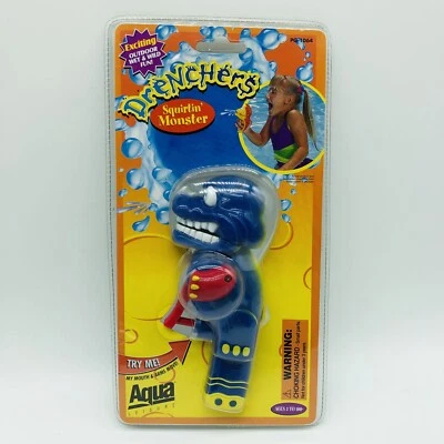 Vintage 1999 Drenchers Squirtin' Monster Water Gun Pistol