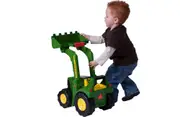 John Deere 35850 56cm Big Scoop Tractor Loader Tough Toy for Sandbox Dump Truck