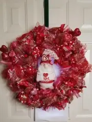 Valentines Day Gnome Wreath 20" Pink & Red Mesh Ribbon Hearts