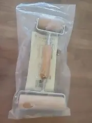 The Pampered Chef Dough and Pizza Roller New In Package #1480