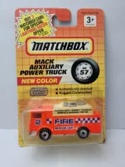1993 MATCHBOX #MB 57 MACK AUXILIARY TRUCK Fire rescue unit