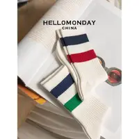 在飛比找ETMall東森購物網優惠-HELLO MONDAY藍色條紋運動襪子