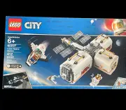 Lego City Lunar Space Station 60227 Retired Set New Factory Sealed Box !!