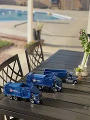 First Gear Republic Services 2023 1:34 Frontload, Mack Diecast Garbage Truck