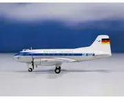 Phoenix 02026 Deutsche Lufthansa Ilyushin Il-14 DM-SBF Diecast 1/200 Model Plane
