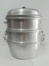 在飛比找Yahoo!奇摩拍賣優惠-【寶來塢】鋁製 蒸籠 25公分 鋁鍋 蒸鍋 烹飪鍋 八成新