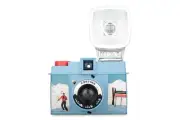 Lomo Diana F+ Package Cortina Lomography