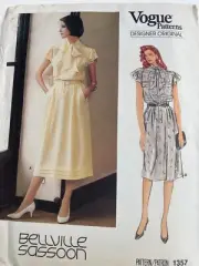 Uncut Vogue Patterns Designer Original Bellville Sassoon Dress Sz 8 Bust 31.5