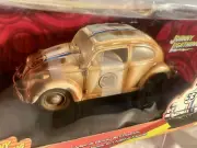 JOHNNY LIGHTNING 1:18 HERBIE FULLY LOADED - JUNKYARD VERSION - THE LOVE BUG 2004