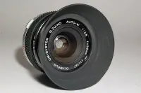 在飛比找Yahoo!奇摩拍賣優惠-Olympus OM 28mm f/3.5 廣角手動定焦鏡