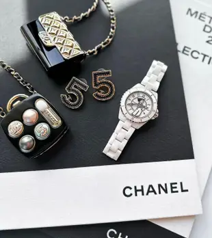 全新品   2023 超值得收藏 香奈兒 Chanel 經典 女錶 限量款J12  Coco小姐 白色 陶瓷 可愛水手服 時尚 優雅 台灣櫃購入 全配證明