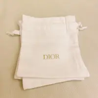 在飛比找蝦皮購物優惠-全新 DIOR 迪奧 美妝 化妝品 萬用袋 束口袋 白色