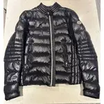 MONCLER AUTHIE男士羽絨外套經典亮面黑(尺寸3)