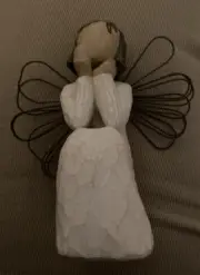 Willow Tree Figurine Angel Of Caring, Susan Lordi