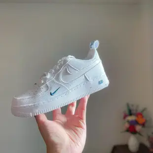 補貨🔺Nike Air Force 1 歐美限定款 天空 藍色 反光 小藍勾 小勾 刺繡 AF1 DN9254-100