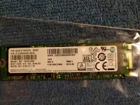 在飛比找Yahoo!奇摩拍賣優惠-SATA 3 M.2-2280 128GB SSD固態硬碟