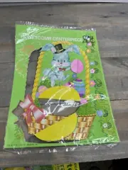 Vintage Easter Unlimited Honeycomb Diecut Centerpiece Kitsch Decoration