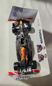 Bburago 18-38082 Model Car Red Bull Racing F1 RB19 Verstappen #1 (Open - Box /N