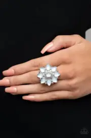 Paparazzi: Enchanted Orchard - White Ring