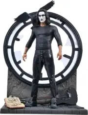Diamond Select The Crow Eric Draven Movie Gallery Figure Statue