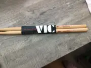 VIC FIRTH AMERICAN CUSTOM SDI GENERAL DRUMSTICK U.S.A.