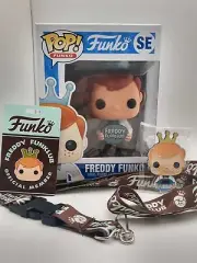 Freddy Funklub 2016 Box Complete w/ Freddy Funko 01 Funko Pop Great Condition!