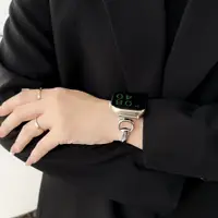 在飛比找蝦皮購物優惠-適用Apple Watch手錶錶帶馬蹄扣手鐲鏈金屬手錶帶蘋果