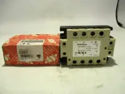 NEW CARLO GAVAZZI RZ3A40D25 SOLID STATE RELAY