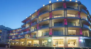 伊比沙1號套房飯店One Ibiza Suites
