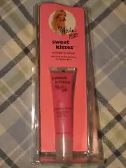Brand New Jessica Simpson Sweet Kisses Strawberry Sorbet Plumping Lip Gloss NIP