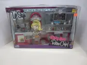 2004 MGA Bratz Life Style KRAZY KOOL RETRO CAFE Playset NRFB New
