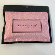 Sassy Stash Garter With Pockets Black and Silver Lace One Size Adjustable