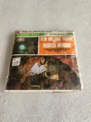 View Master Disneyland New Orleans Square and the Haunted Mansion • 16 Page Book