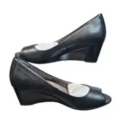 Vionic Proud Bria Peep Toe Wedge Heels Comfortable Black Leather Shoes 7 New