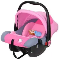 在飛比找Yahoo!奇摩拍賣優惠-HELLO KITTY 嬰兒提籃式豪華型汽車安全座椅 (庫存