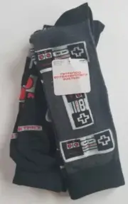 Nintendo NES Classic Retro Controller Mens Crew Sock 2pk